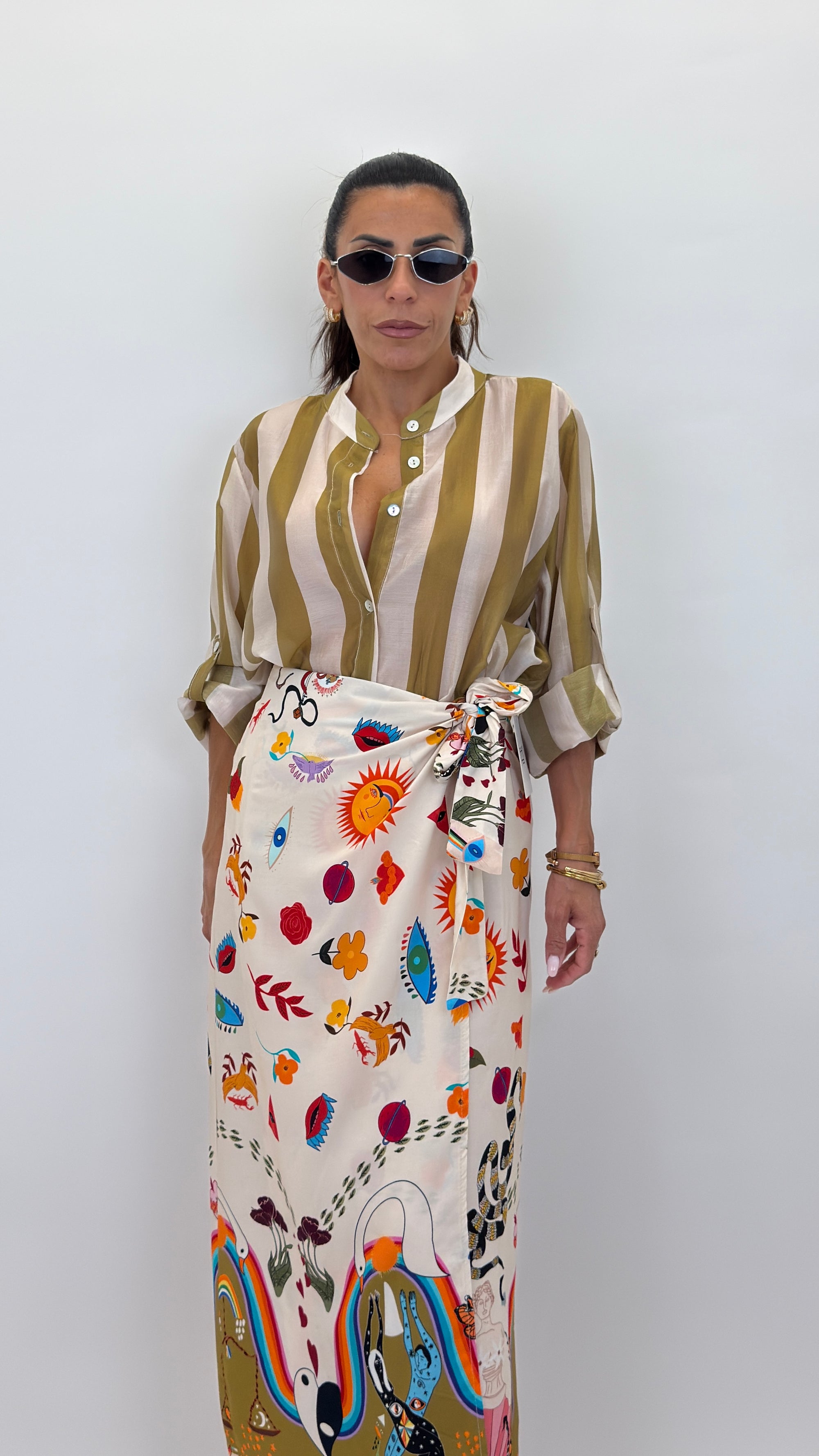 Camicia coreana con bottone bianco/verde
